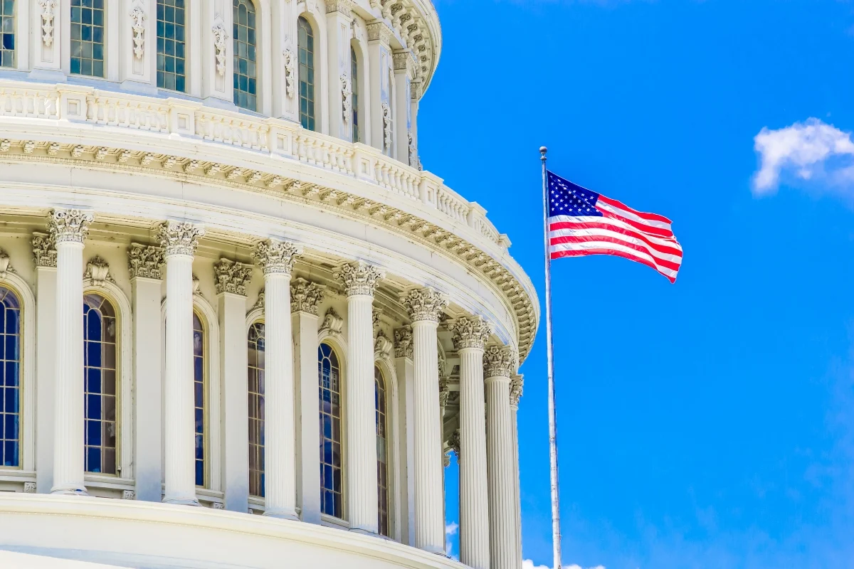 Senado bloquea, enmienda trans,ley MundoNOW, ICE Funding Plan Approved by US Senate