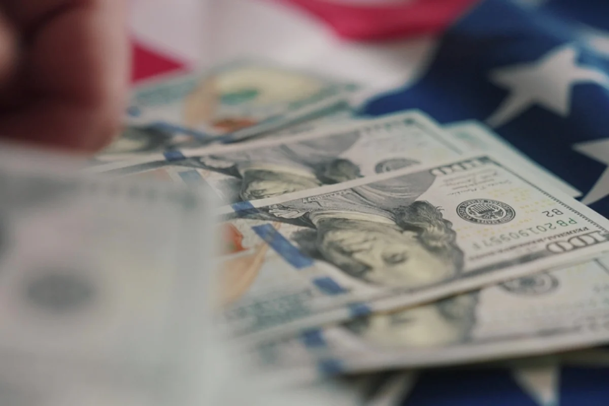 dólar hoy en México y Colombia