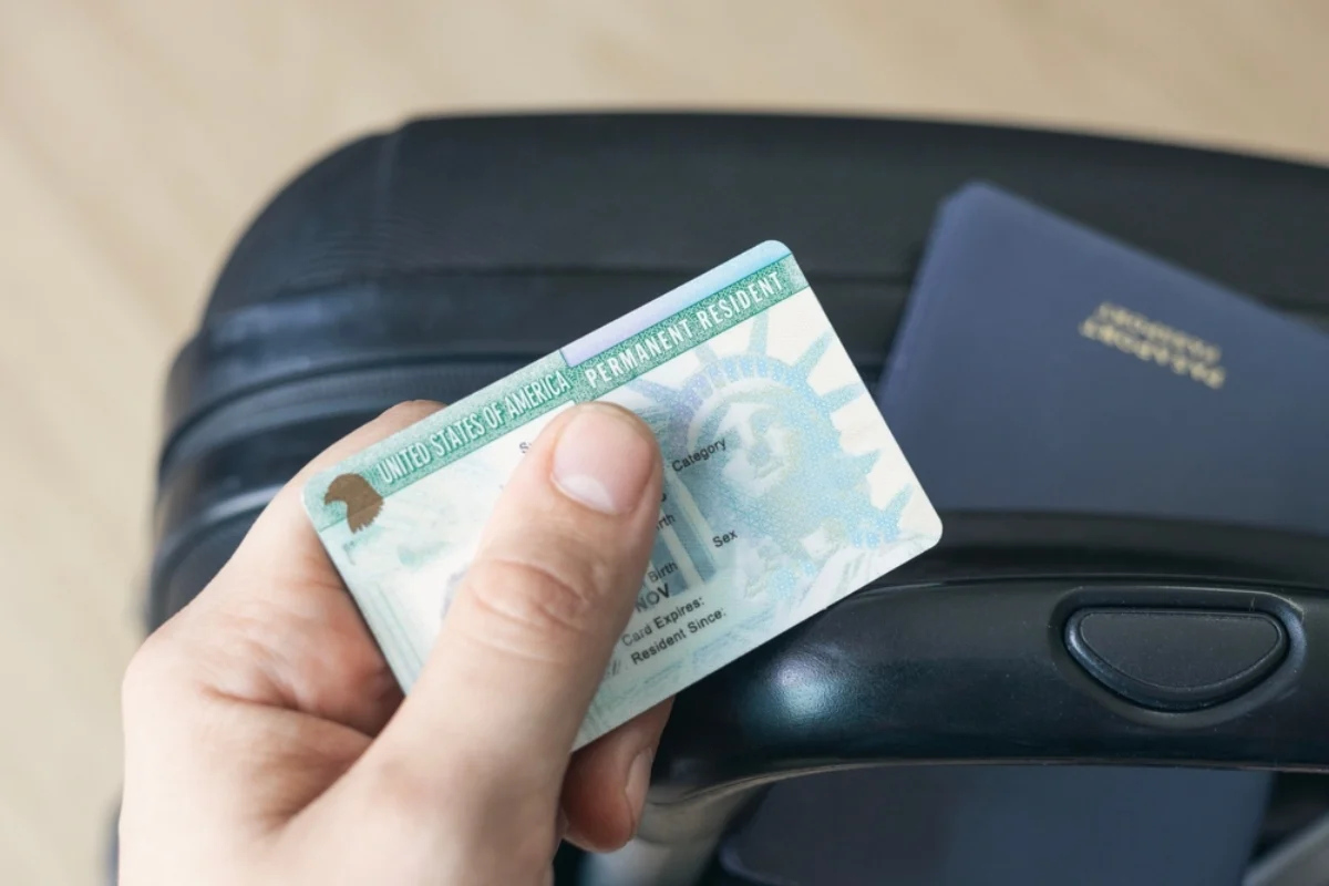 USCIS endurece solicitudes de Green Card