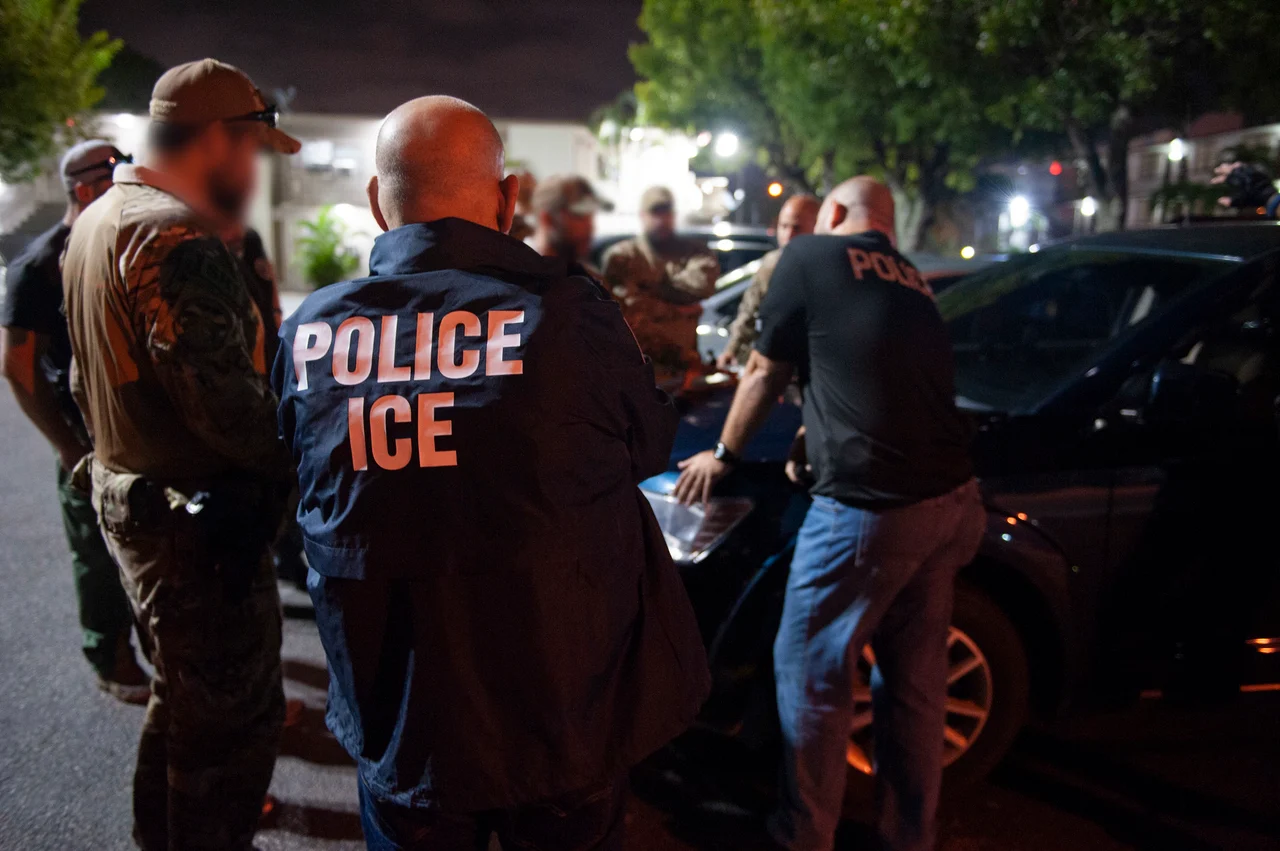ICE llega a obras